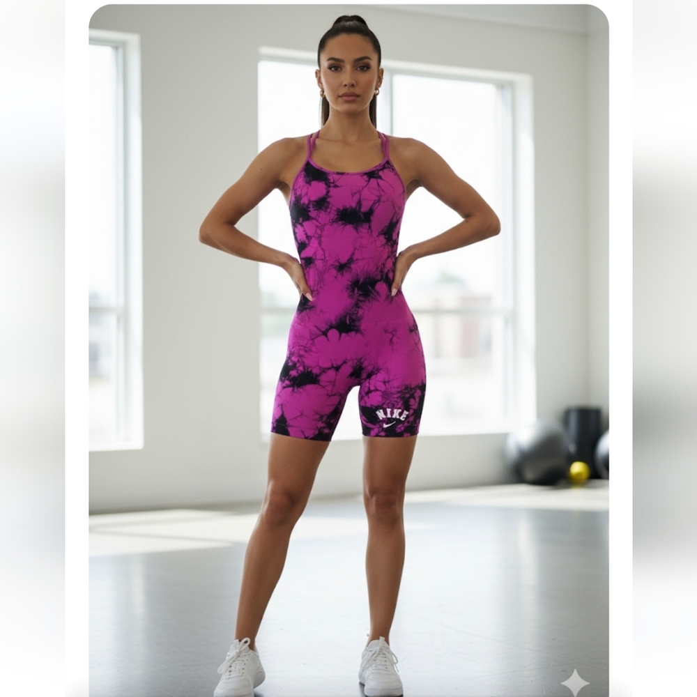 Nike Women's One Piece Shortall Romper Jumper L/XL